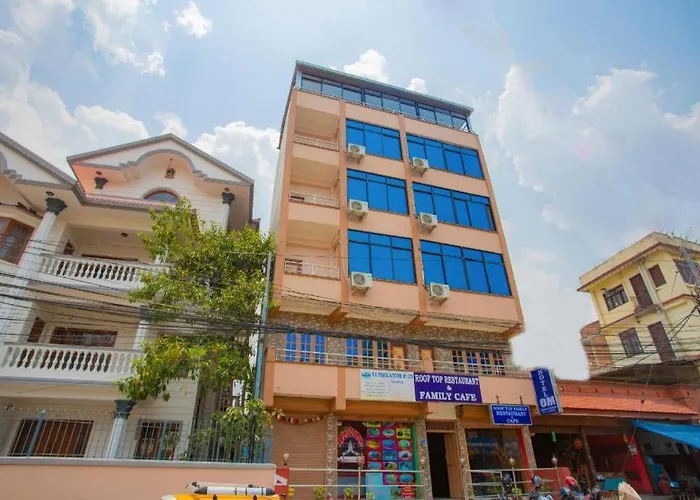 Oyo 414 Om Hotel